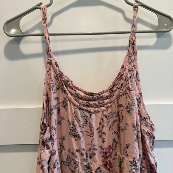 Torrid Blush Floral 2X Tank Top - Picture 5 of 8
